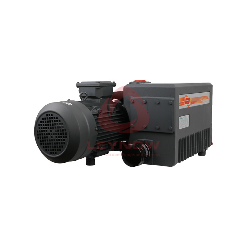 旋片真空泵抽除含有水蒸氣或顆粒物質氣體時需要注意事項